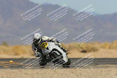 media/Mar-22-2025-CVMA (Sat) [[462c0ffedb]]/Race 13-Amateur Supersport Middleweight/